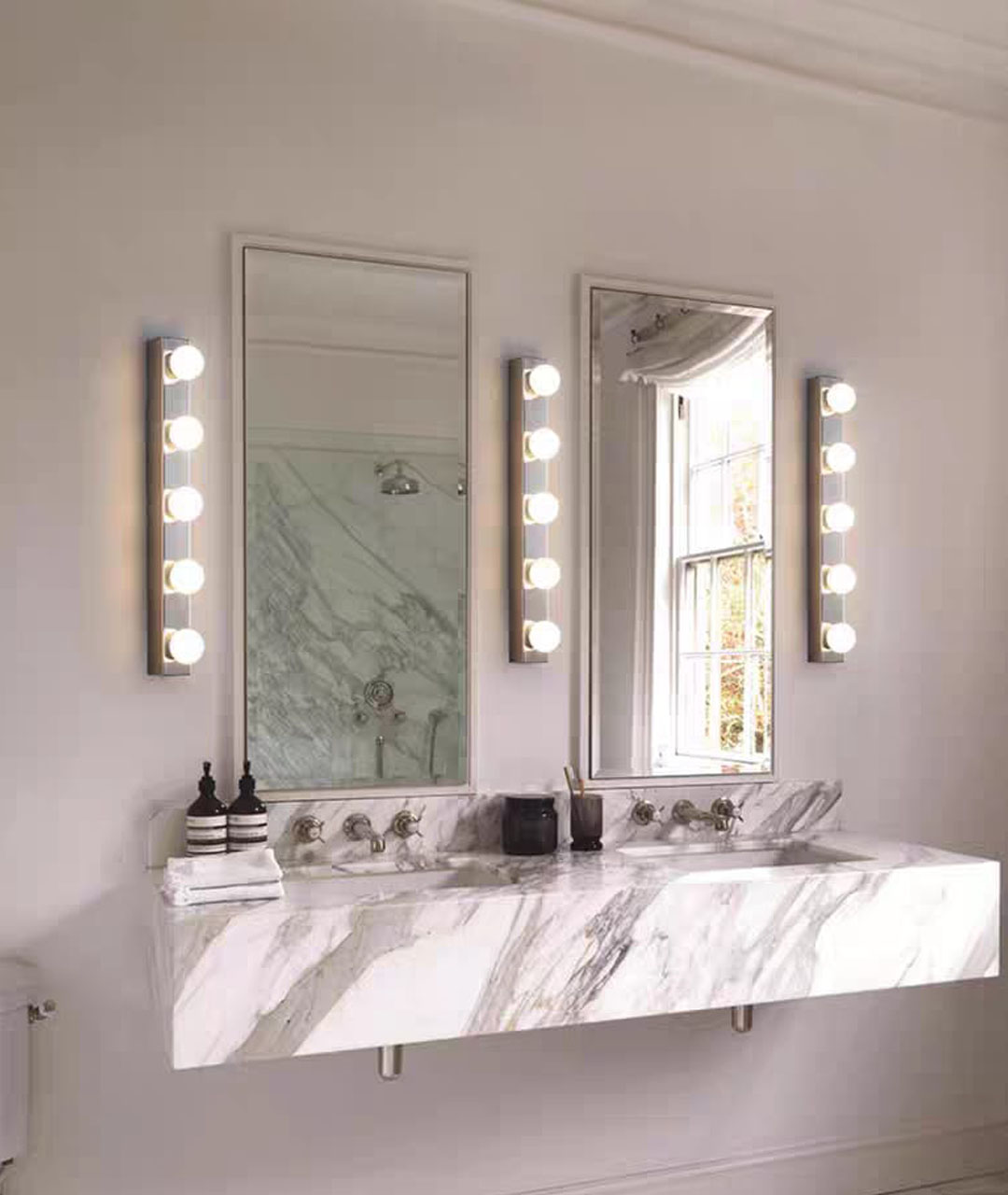 Mirror Light (B00571W-03/05)