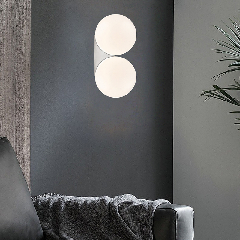 Double Globe Wall Light (WH/BK/GB/SC)