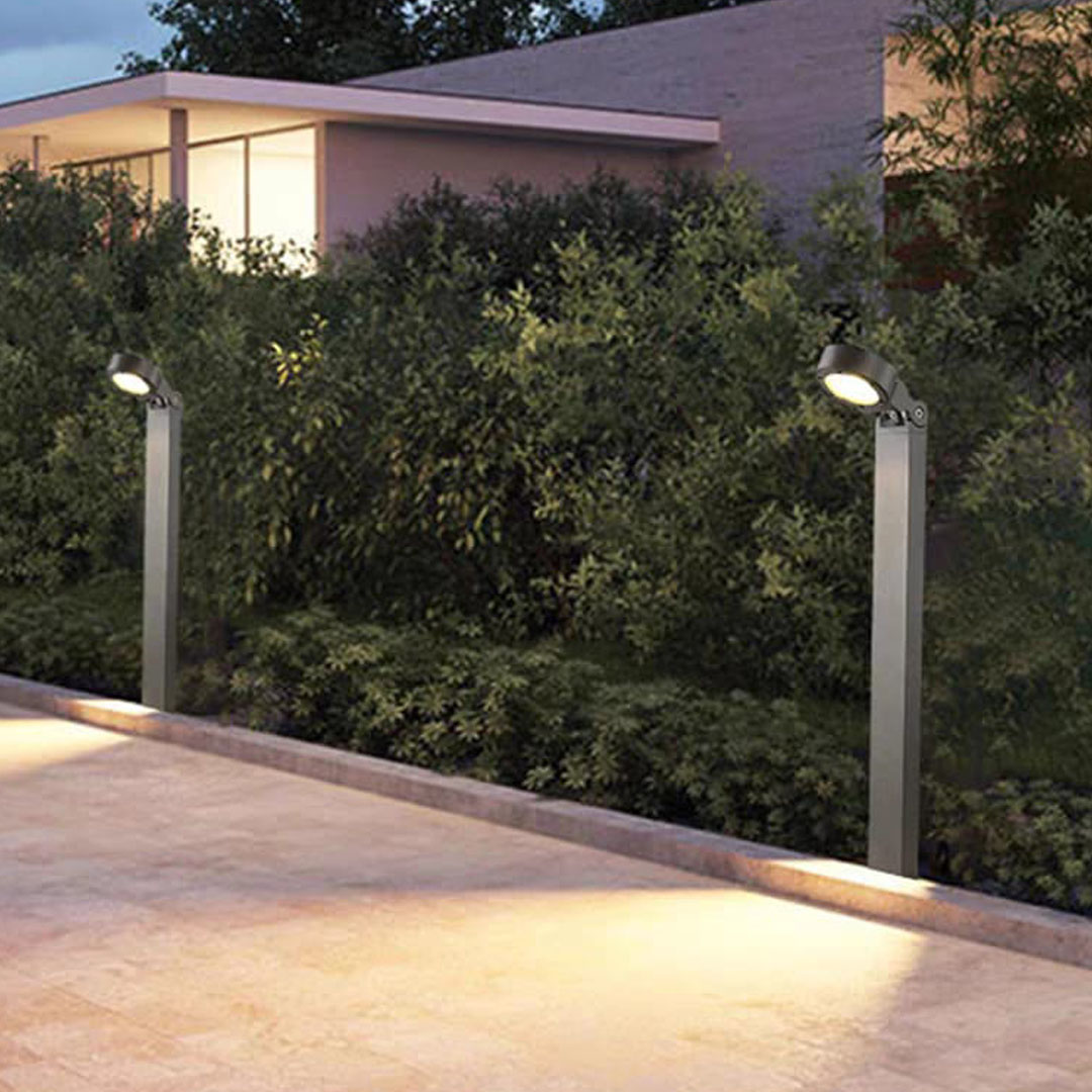 Single Head Outdoor Bollard