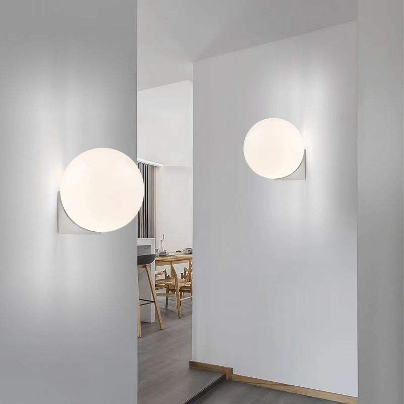 Single Globe Wall Light (WH/BK/GB/SC)