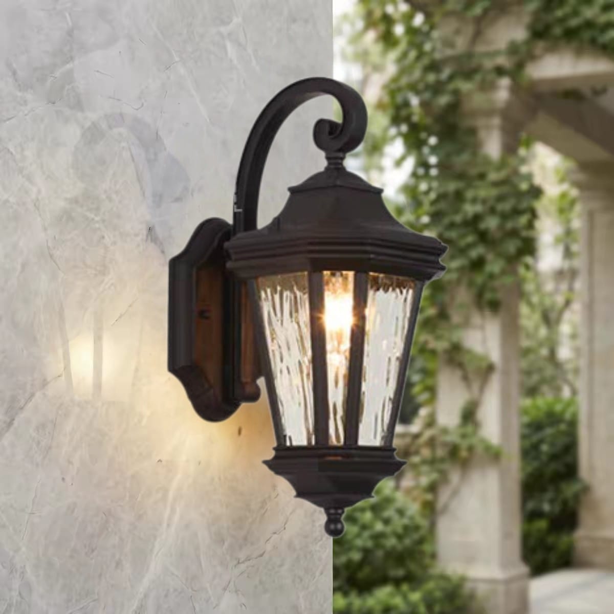 Outdoor Wall Light