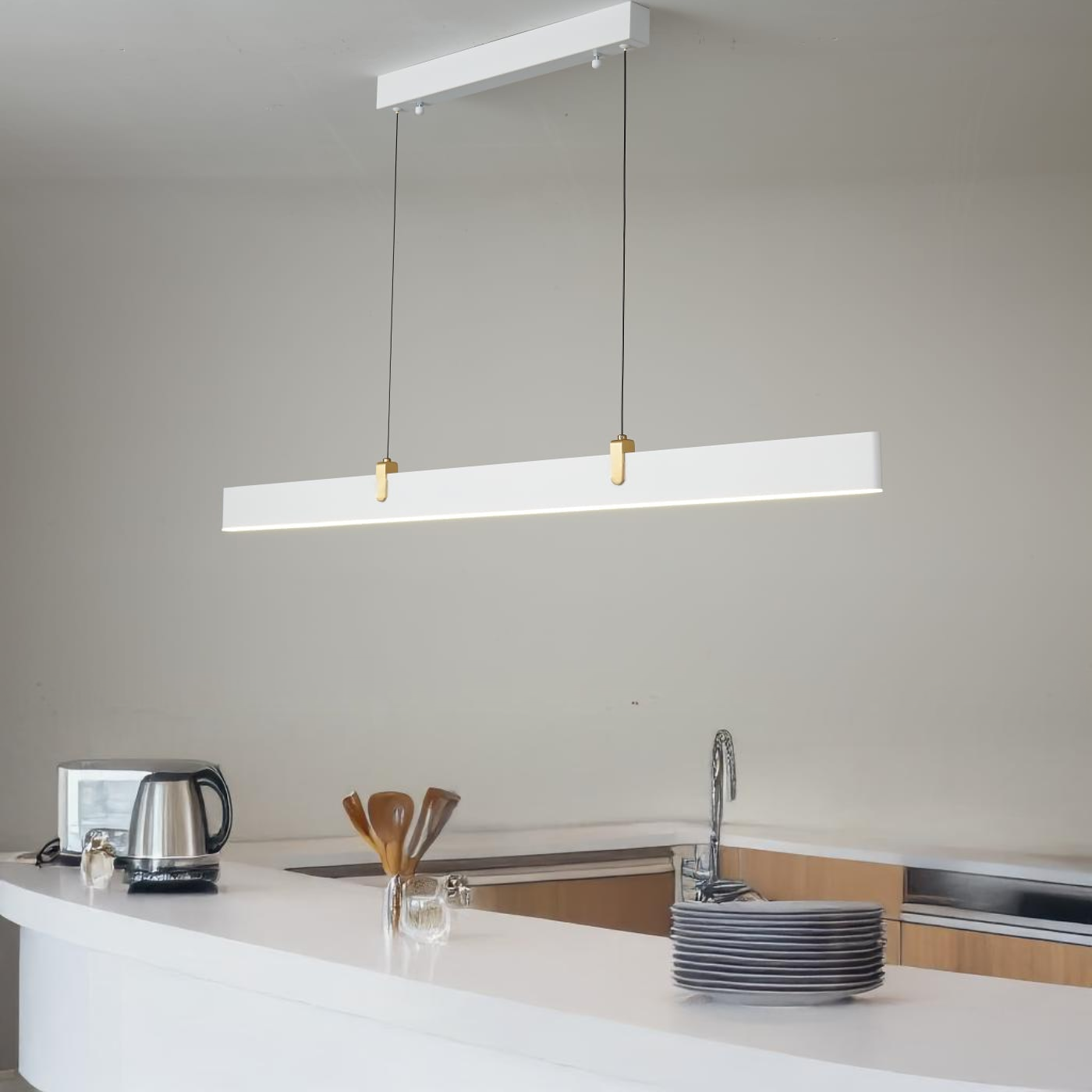 Minimalist Linear Pendant Light (White)