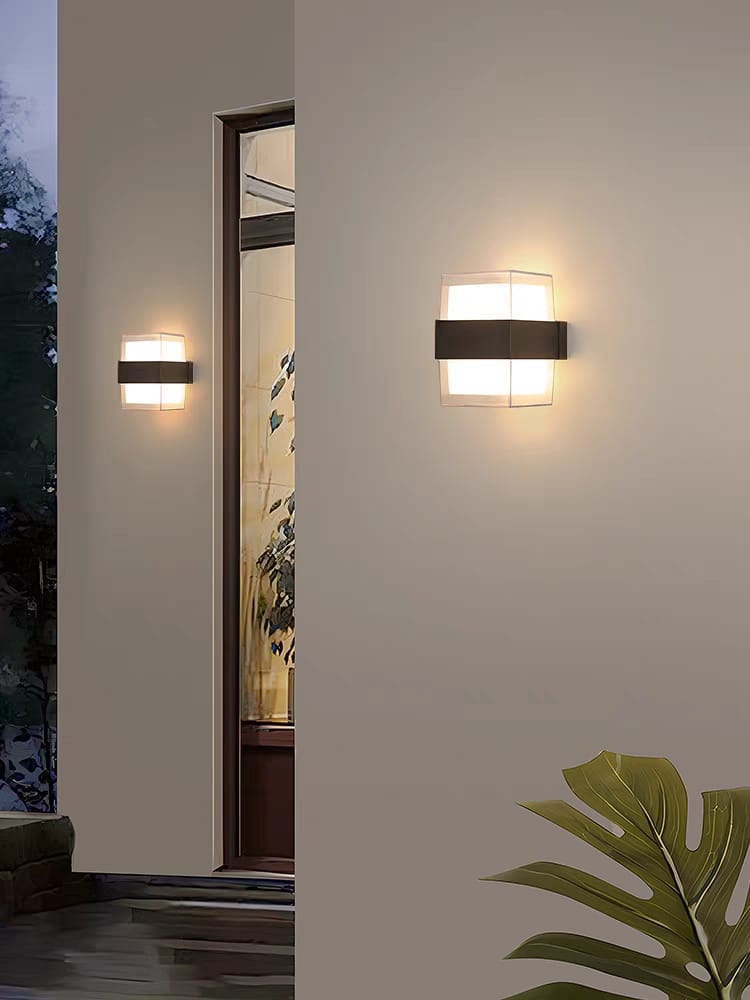 Clear Cube Outdoor Wall Light (W/1895-BK-Y)