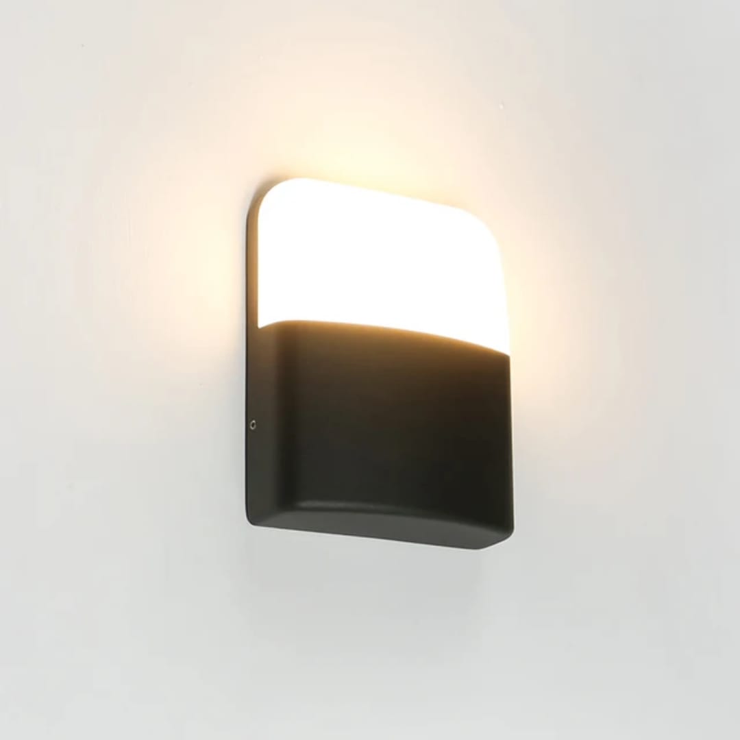 Rounded Rectangle Outdoor Wall Light (W/16-BK-Y)