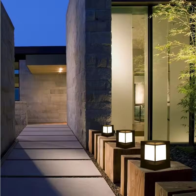 Solar Square Frosted Pillar Light (Solar SQ 300mm/F)