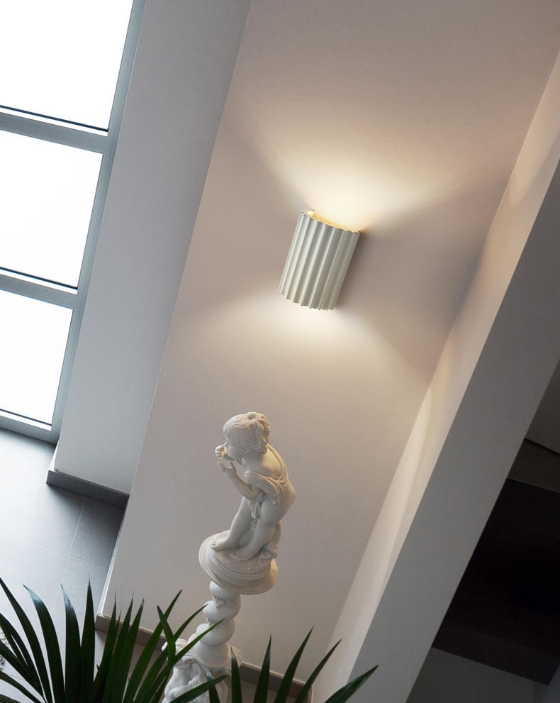 Fluted Gypsum Wall Light (1057)