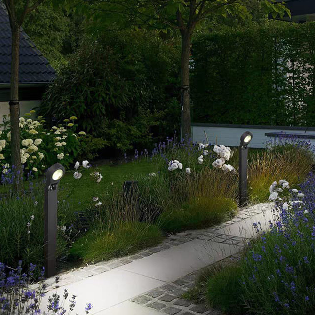 Single Head Outdoor Bollard